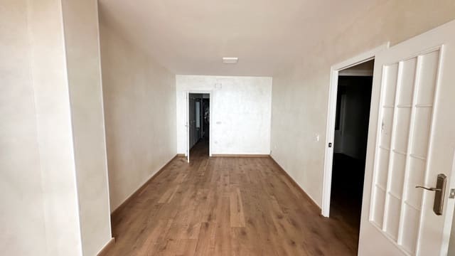 2 chambre Appartement de Plage à vendre à Playa de los Locos, Torrevieja avec garage - 239 995 € (Ref: 10047851)