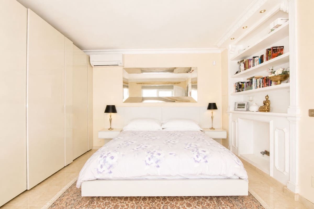 4 sovrum Villa till salu i Elviria med pool - 1 500 000 € (Ref: 10047853)