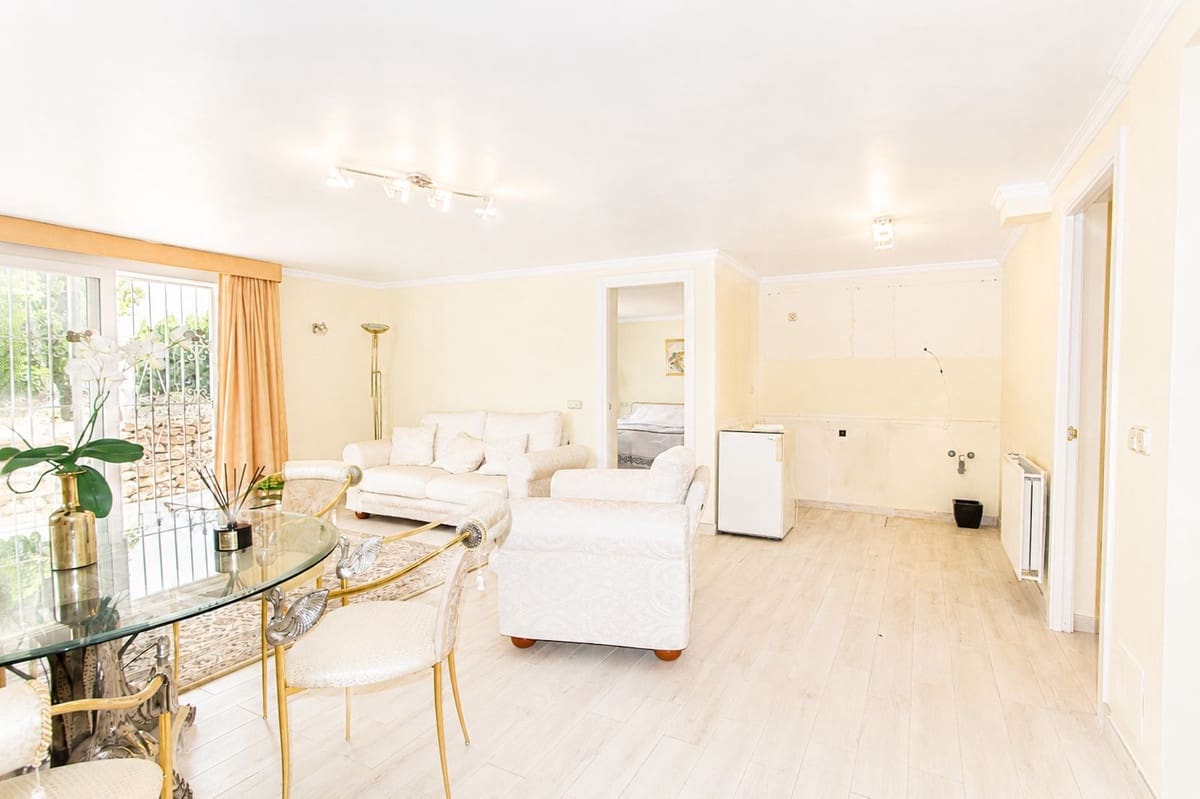 4 sovrum Villa till salu i Elviria med pool - 1 500 000 € (Ref: 10047853)