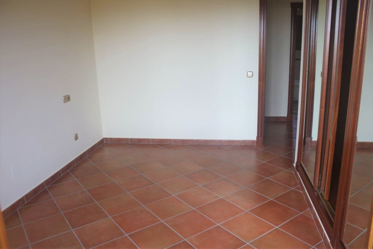 3 sovrum Hus till salu i Torrevieja med garage - 355 000 € (Ref: 10050700)