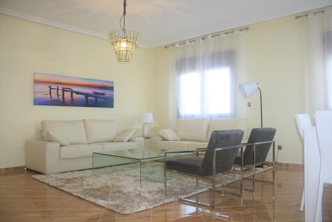 3 chambre Villa/Maison à vendre à Torrevieja avec piscine garage - 500 000 € (Ref: 10050701)