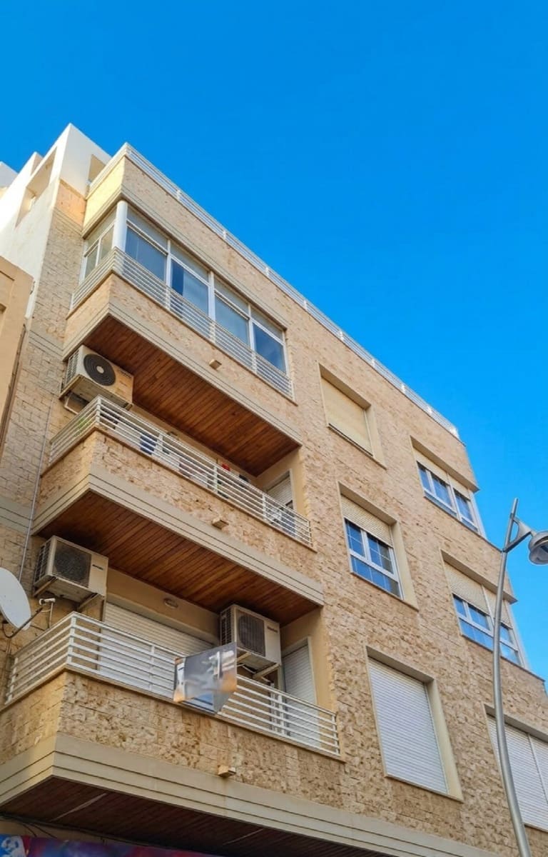 5 sypialnia Apartament na sprzedaż w Torrevieja z garażem - 315 000 € (Ref: 10050702)