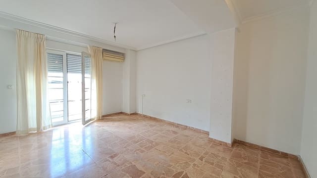 5 bedroom Apartment for sale in El Molino, Torrevieja with garage - € 315,000 (Ref: 10050702)