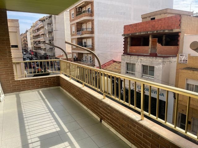 4 Zimmer Strandapartment zu verkaufen in Centro - Muelle Pesquero, Torrevieja - 317.000 € (Ref: 10050706)