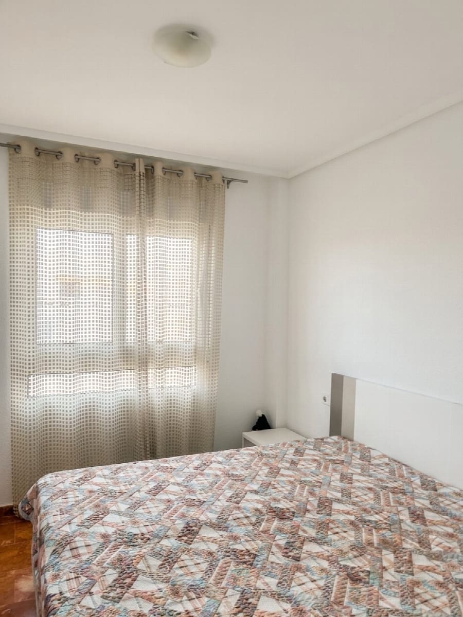 2 sypialnia Apartament na sprzedaż w Torrevieja z basenem - 350 000 € (Ref: 10050713)