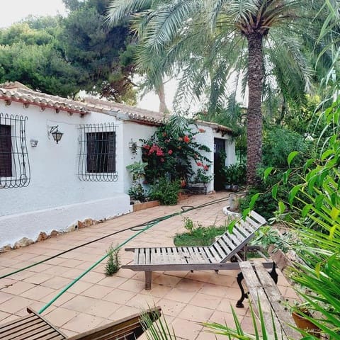 Chalet de 4 habitaciones en Lomas de Cabo Roig - Los Dolses, Orihuela en venta - 560.000 € (Ref: 10050715)