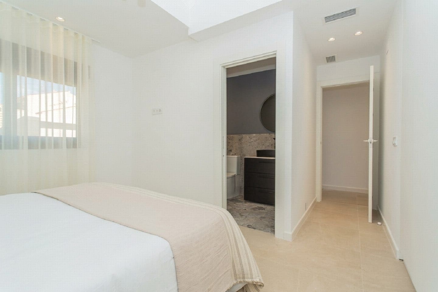 2 bedroom Townhouse for sale in Torrevieja with pool - € 499,000 (Ref: 10050717)
