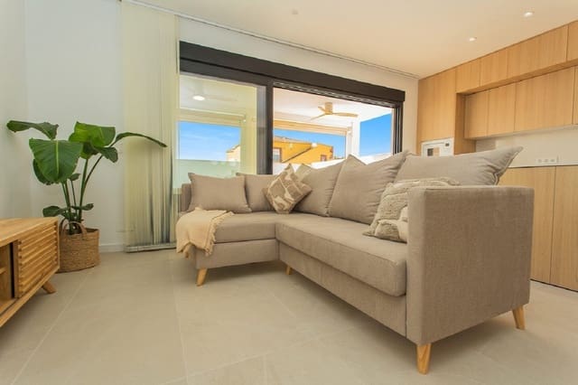2 Zimmer Haus zu verkaufen in El Chaparral, Torrevieja mit Pool - 499.000 € (Ref: 10050717)