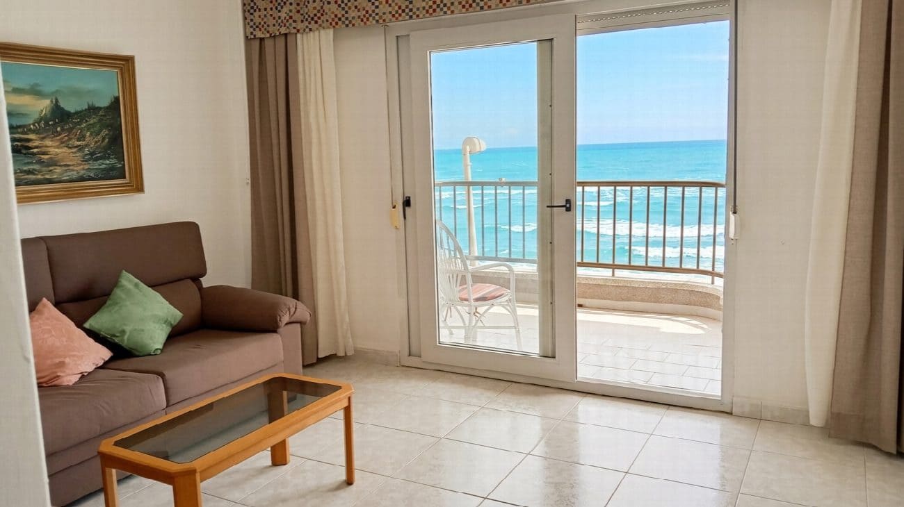 3 bedroom Apartment for sale in Torrevieja with garage - € 375,000 (Ref: 10050721)