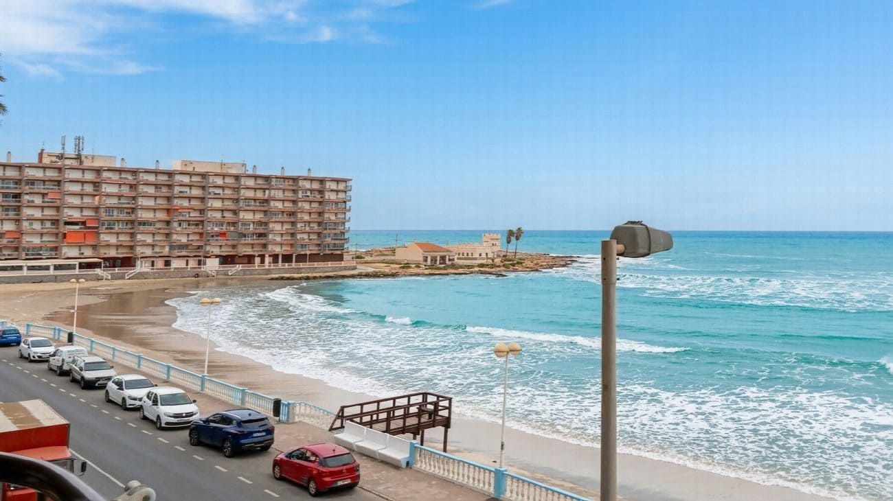 3 bedroom Apartment for sale in Torrevieja with garage - € 375,000 (Ref: 10050721)
