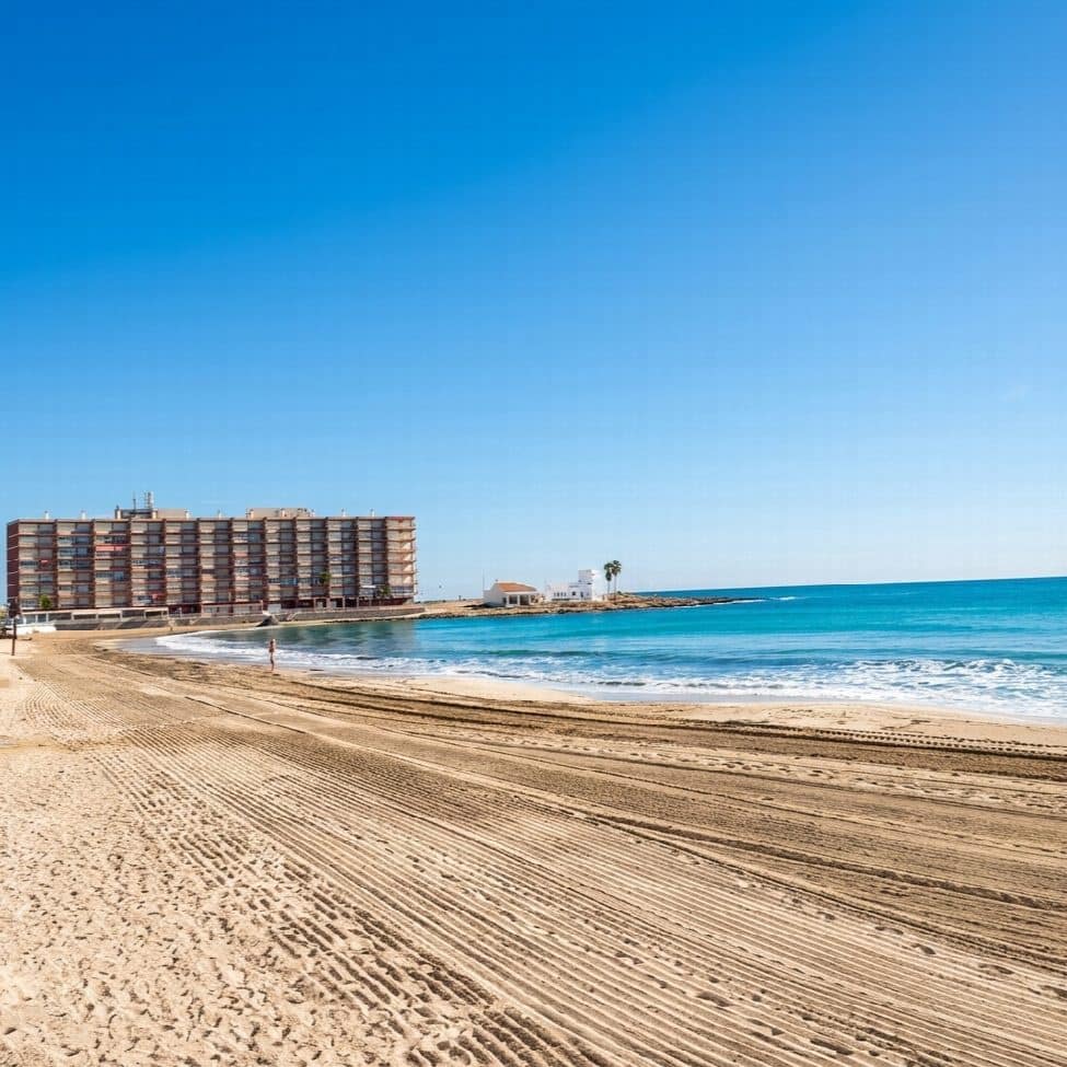 3 bedroom Apartment for sale in Torrevieja with garage - € 375,000 (Ref: 10050721)
