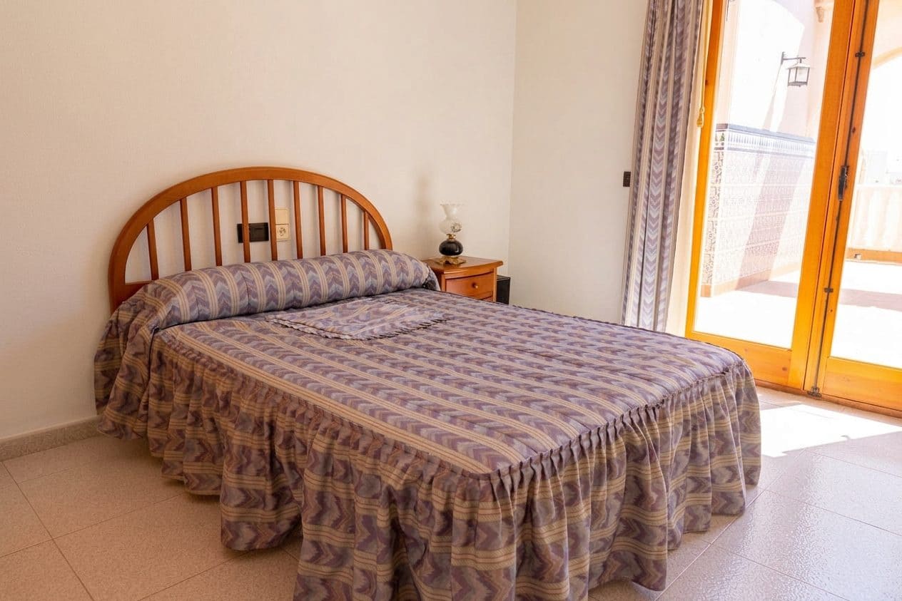 7 quarto Penthouse para venda em Torrevieja - 445 000 € (Ref: 10050722)