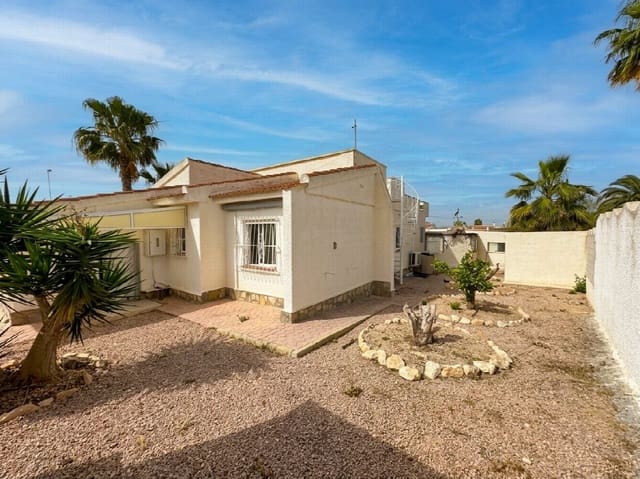 3 bedroom Villa for sale in Ciudad Quesada, Rojales with pool - € 549,950 (Ref: 10050724)