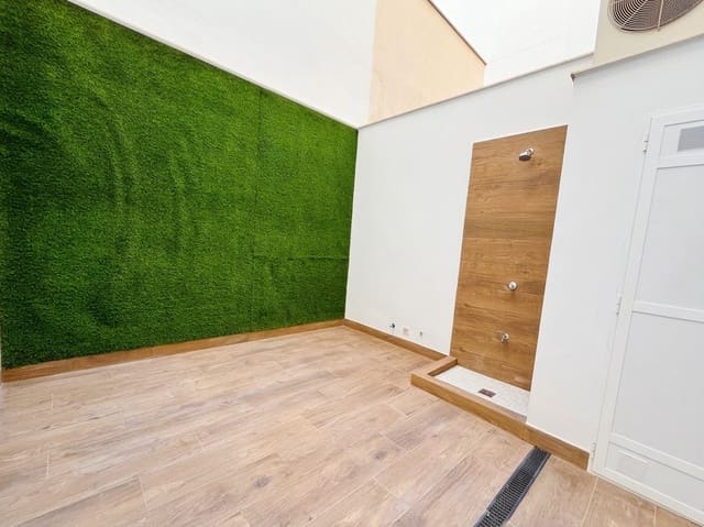 Apartamento de 2 habitaciones en Playa del Cura, Torrevieja en venta - 260.000 € (Ref: 10050728)