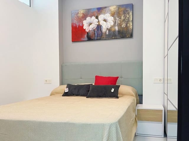 Apartamento de 2 habitaciones en Playa del Cura, Torrevieja en venta - 260.000 € (Ref: 10050728)