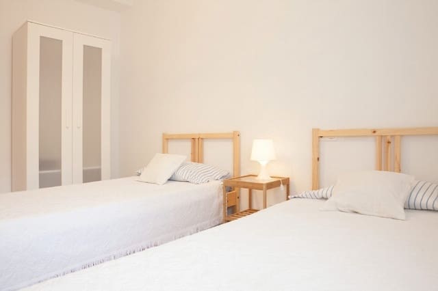 Apartamento de 4 habitaciones en Playa Levante, Santa Pola en venta - 330.000 € (Ref: 10050730)