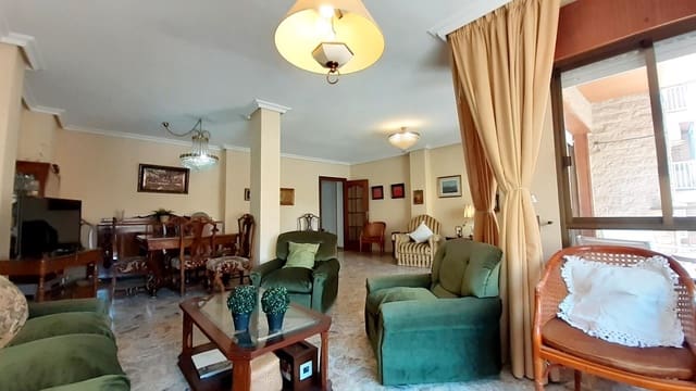 4 makuuhuone Huoneisto myytävänä paikassa Centro - Muelle Pesquero, Torrevieja - 285 000 € (Ref: 10050732)