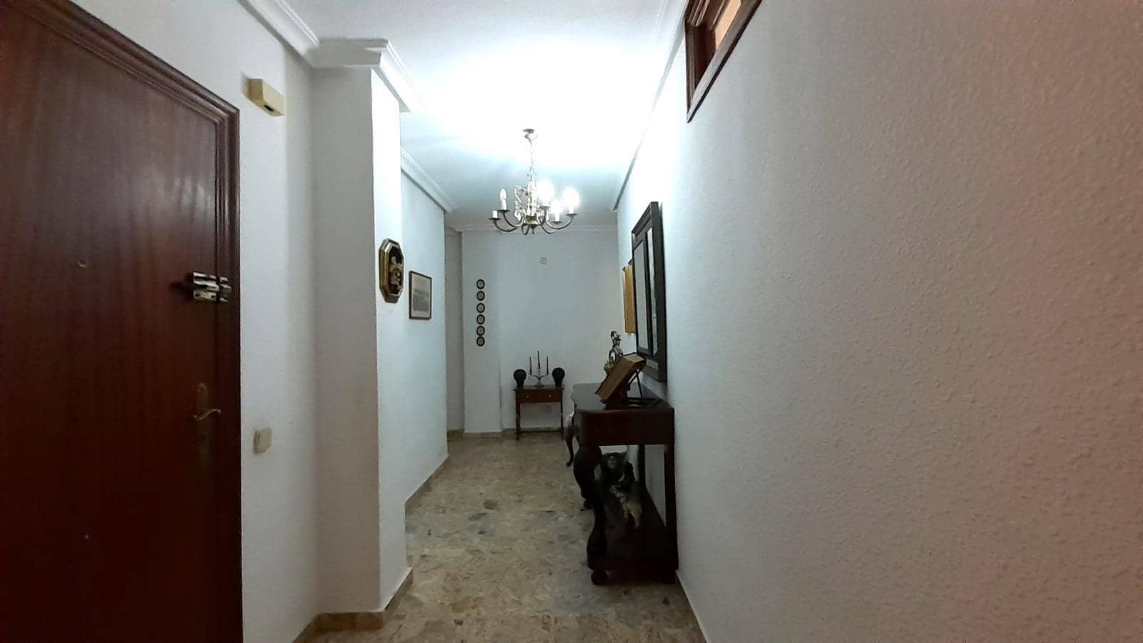 4 makuuhuone Huoneisto myytävänä paikassa Torrevieja - 285 000 € (Ref: 10050732)