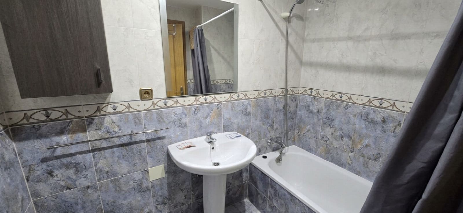 Apartamento de 4 habitaciones en Torrevieja en venta - 290.000 € (Ref: 10050734)