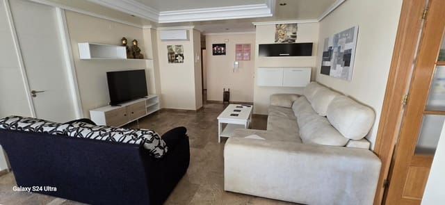 Apartamento de 4 habitaciones en Puerto Deportivo, Torrevieja en venta - 290.000 € (Ref: 10050734)