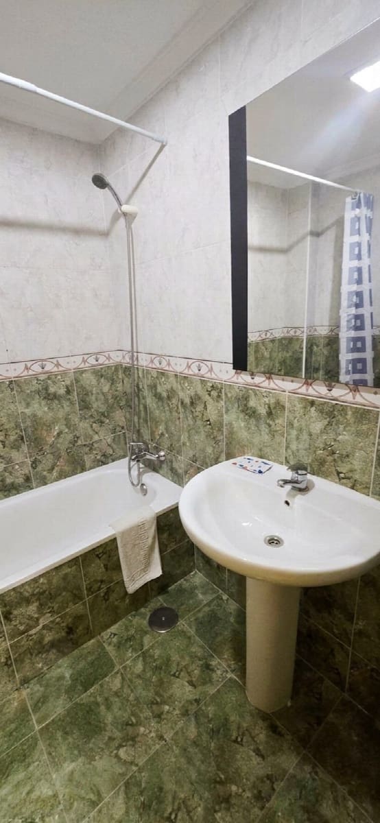 Apartamento de 3 habitaciones en Torrevieja en venta - 225.000 € (Ref: 10050735)