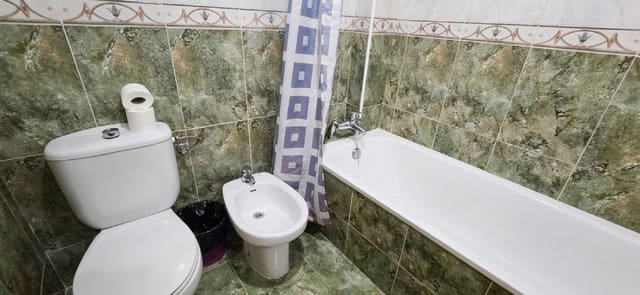 Apartamento de 3 habitaciones en Puerto Deportivo, Torrevieja en venta - 225.000 € (Ref: 10050735)