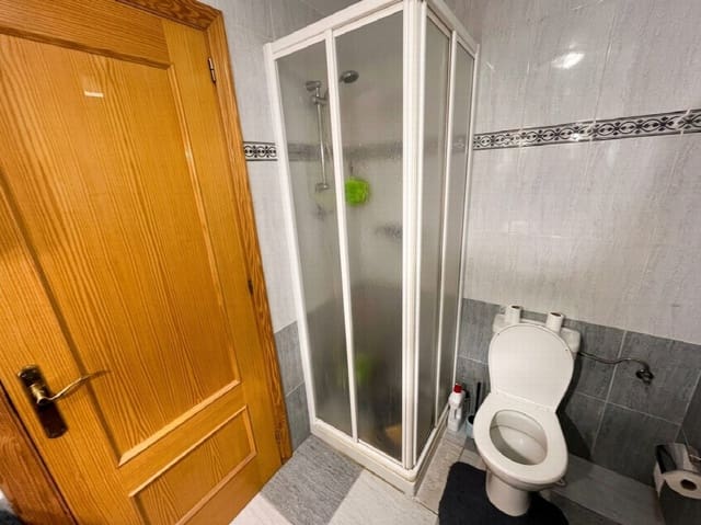 3 quarto Casa em Banda para venda em Parque de las Naciones, Torrevieja com piscina - 189 000 € (Ref: 10050737)