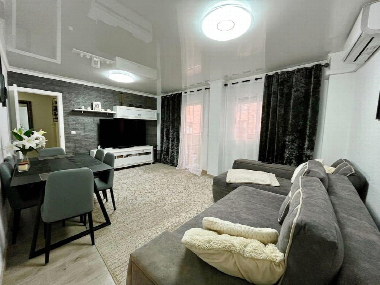 4 sovrum Lägenhet till salu i Torrevieja med garage - 210 000 € (Ref: 10050738)