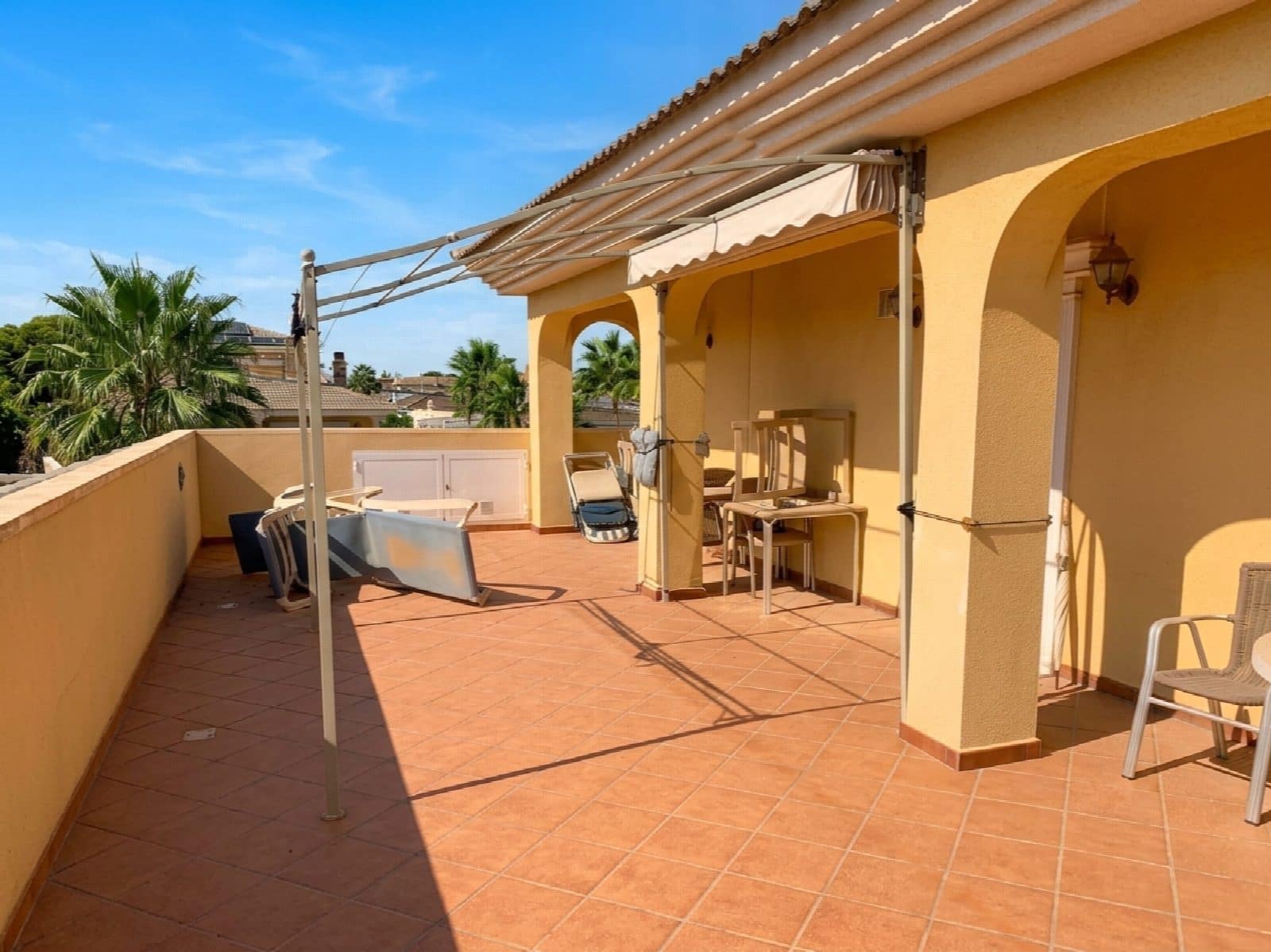 6 soverom Villa til salgs i Torrevieja med svømmebasseng - € 598 000 (Ref: 10050739)