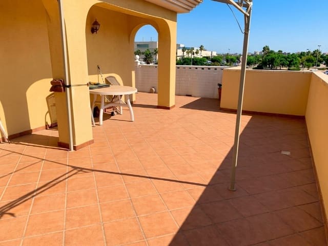 6 soverom Villa til salgs i Torrevieja med svømmebasseng - € 598 000 (Ref: 10050739)