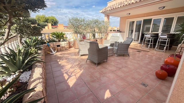 3 quarto Apartamento para venda em Lomas de Cabo Roig - Los Dolses, Orihuela com piscina garagem - 395 000 € (Ref: 10050744)