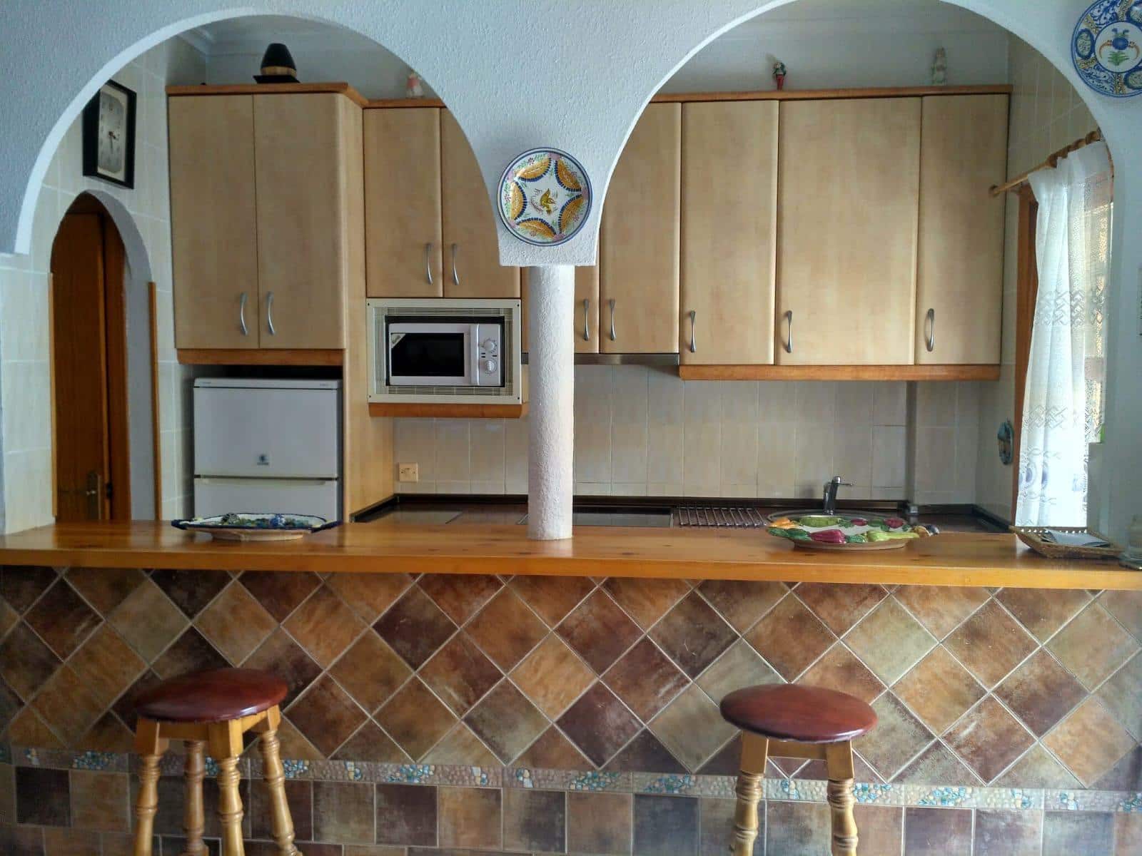 2 makuuhuone Omakotitalo myytävänä paikassa Torrevieja mukana uima-altaan - 204 000 € (Ref: 10050745)