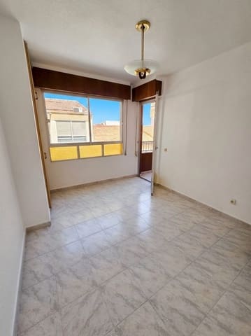 Apartamento de 3 habitaciones en Las Piscinas Naturales, Torrevieja en venta - 165.000 € (Ref: 10050746)