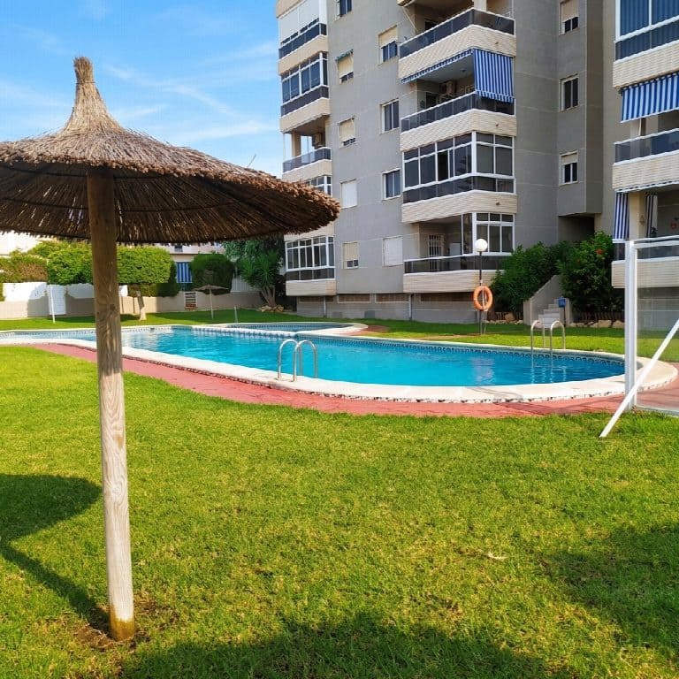 3 bedroom Apartment for sale in Torrevieja with pool - € 349,900 (Ref: 10050748)