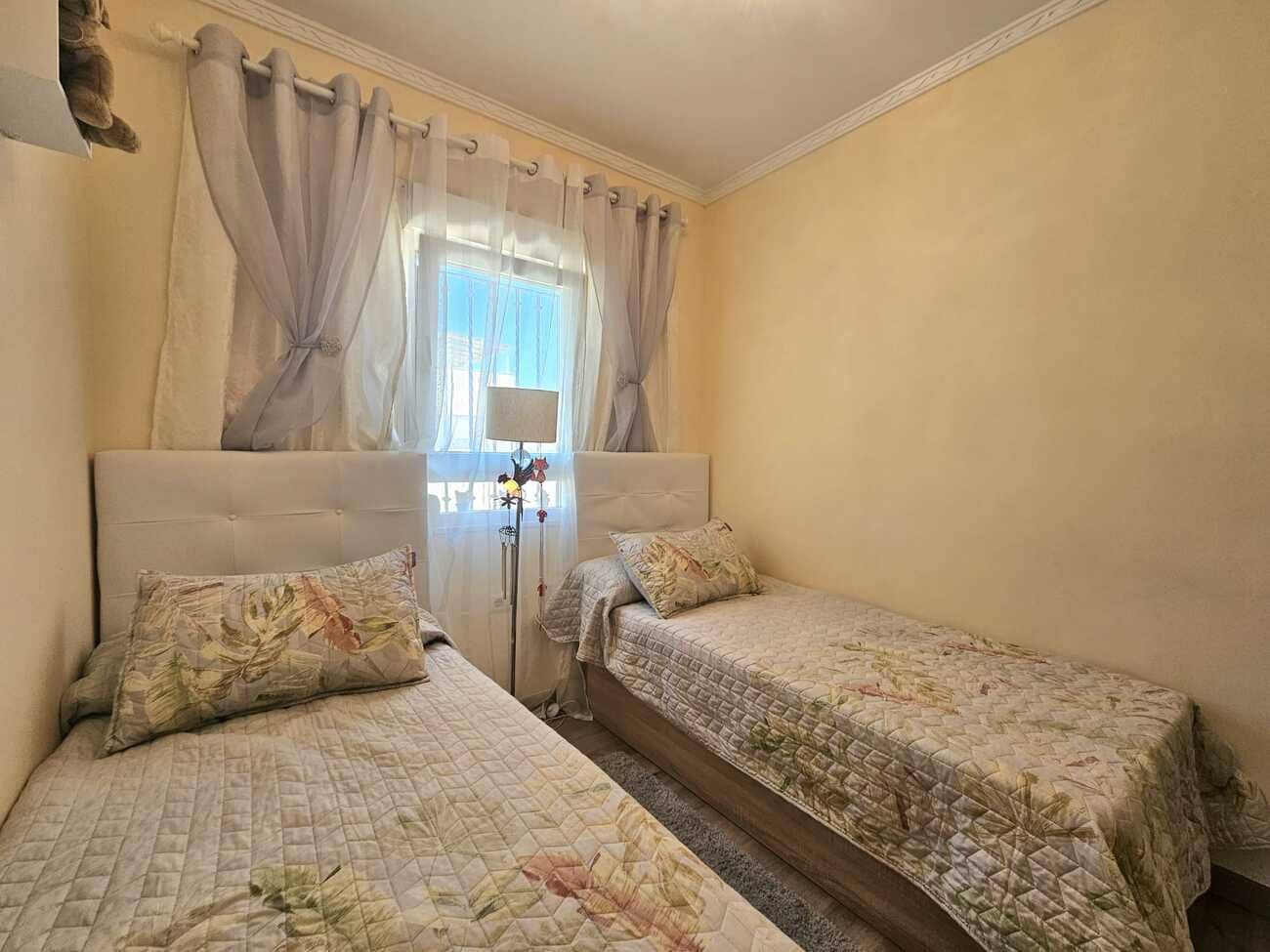 3 makuuhuone Huvila myytävänä paikassa Torrevieja mukana 
autotalli - 495 000 € (Ref: 10050751)