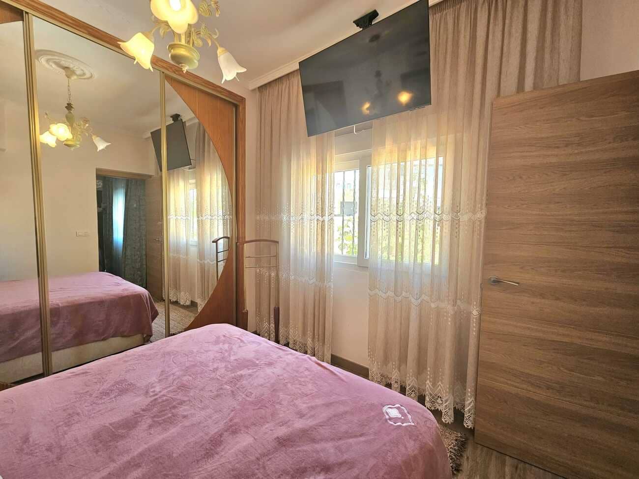 3 makuuhuone Huvila myytävänä paikassa Torrevieja mukana 
autotalli - 495 000 € (Ref: 10050751)