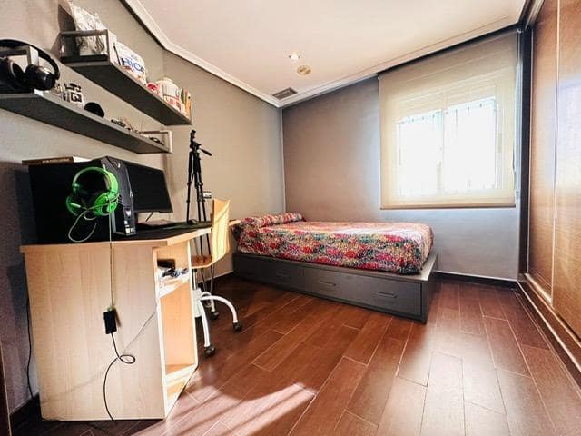 3 makuuhuone Huoneisto myytävänä paikassa Torrevieja - 490 000 € (Ref: 10050753)