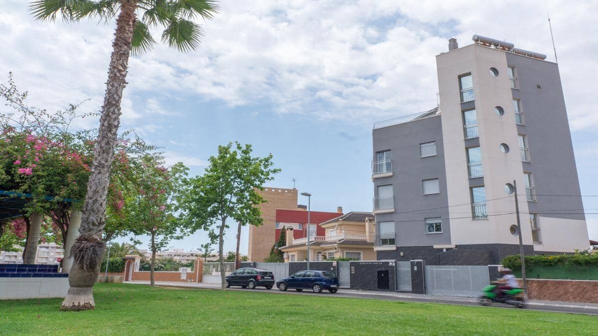3 makuuhuone Huoneisto myytävänä paikassa Torrevieja - 490 000 € (Ref: 10050753)