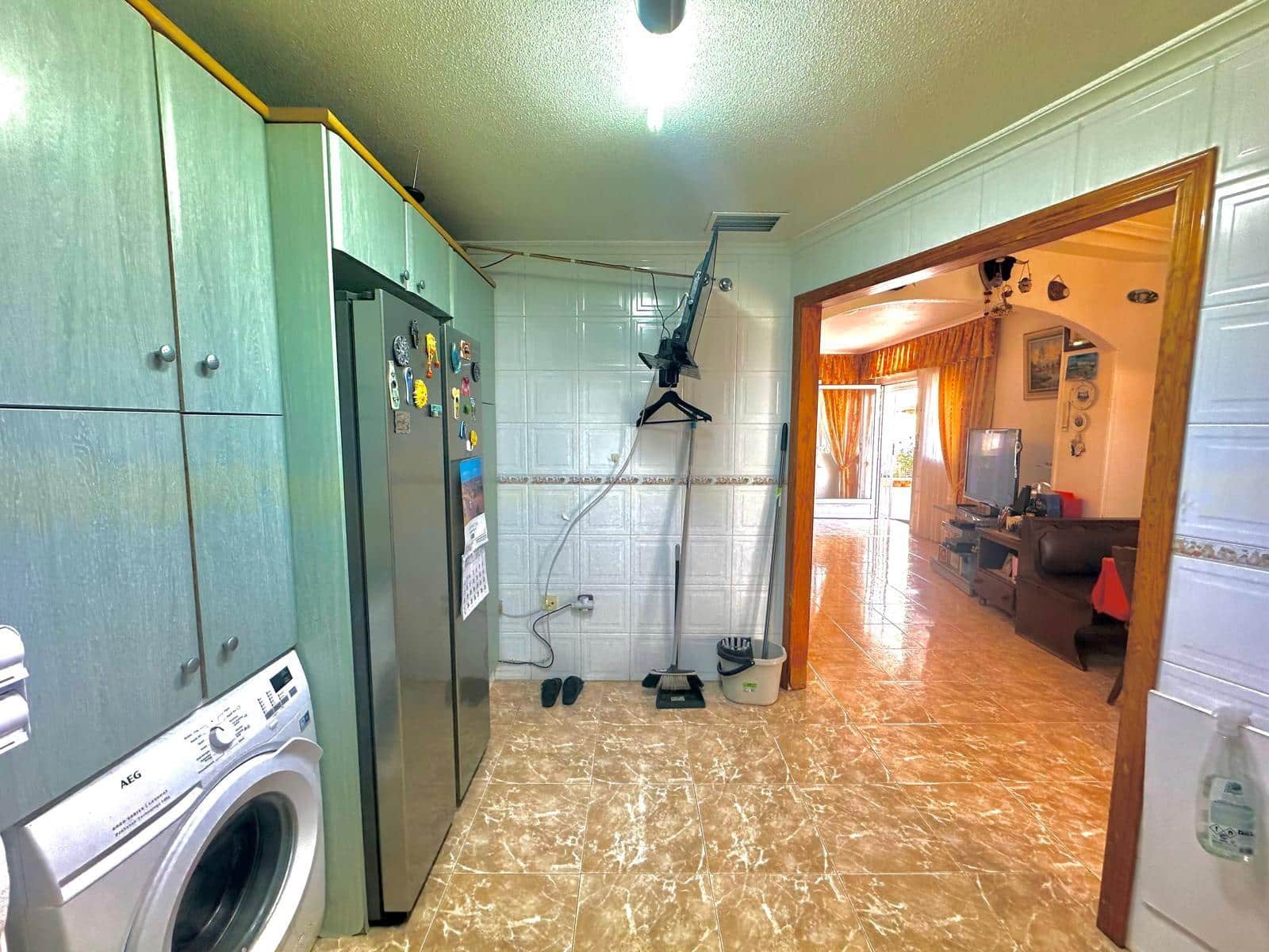 3 quarto Apartamento para venda em Torrevieja com piscina - 330 000 € (Ref: 10050754)
