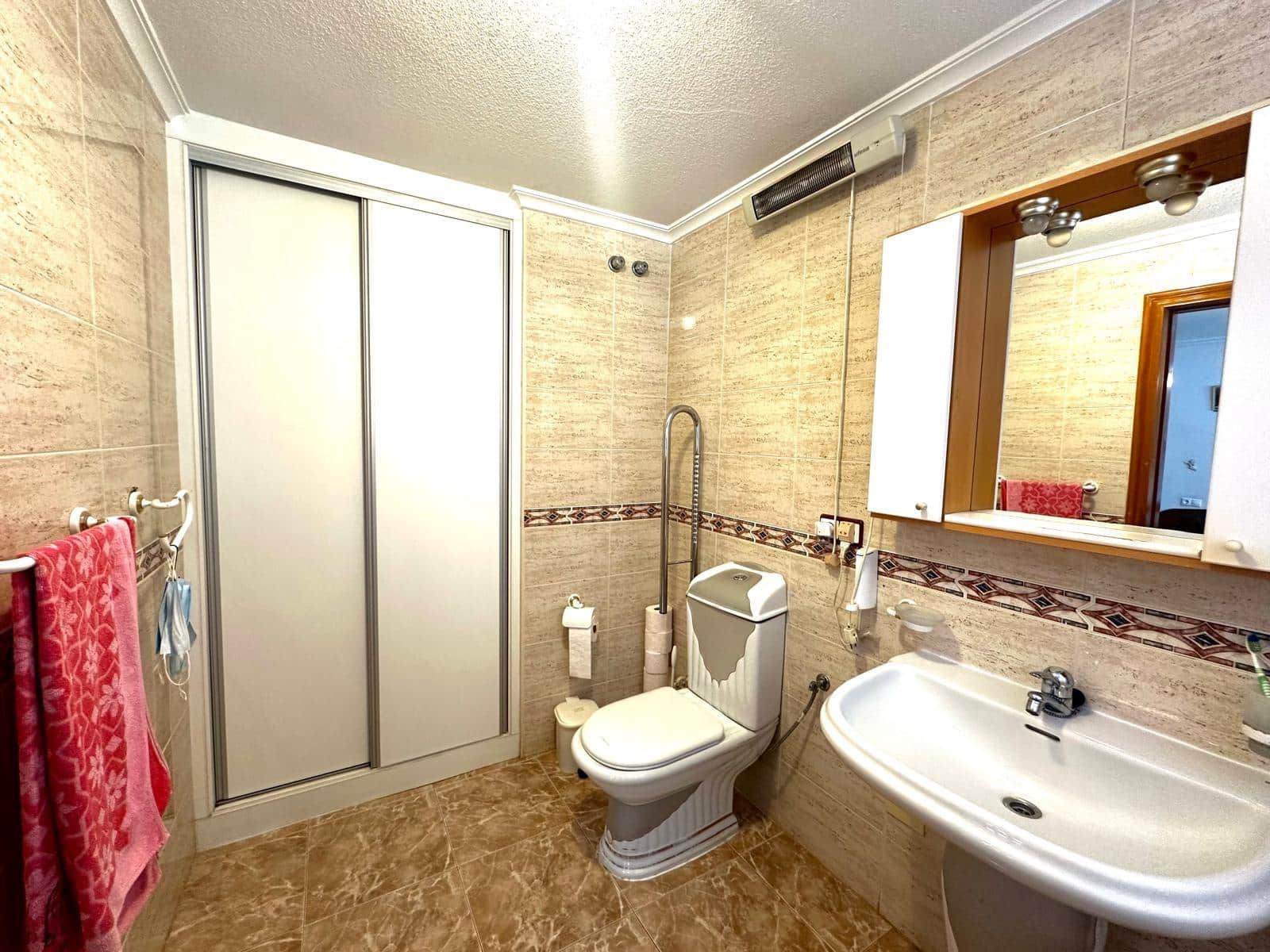3 quarto Apartamento para venda em Torrevieja com piscina - 330 000 € (Ref: 10050754)