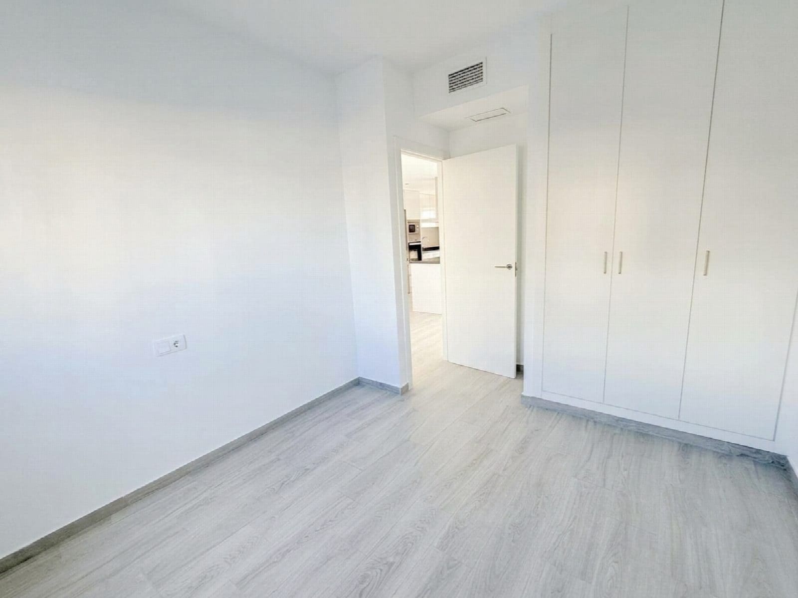 Apartamento de 3 habitaciones en Orihuela en venta con piscina - 378.000 € (Ref: 10050759)