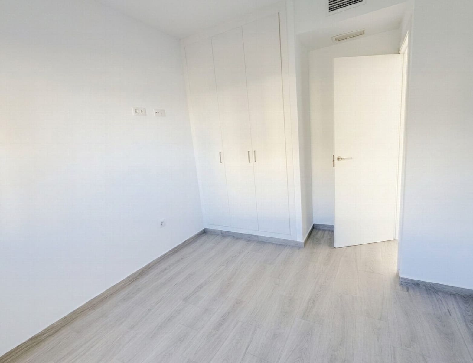 Apartamento de 3 habitaciones en Orihuela en venta con piscina - 378.000 € (Ref: 10050759)