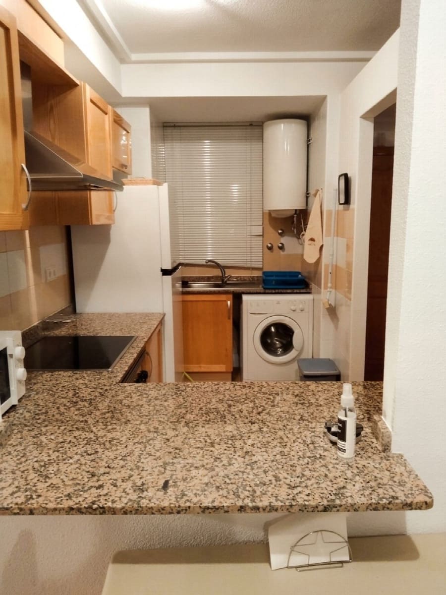 2 sypialnia Apartament na sprzedaż w Torrevieja z basenem - 158 000 € (Ref: 10050760)