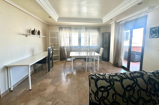 4 quarto Apartamento para venda em Puerto Deportivo, Torrevieja - 275 000 € (Ref: 10050766)