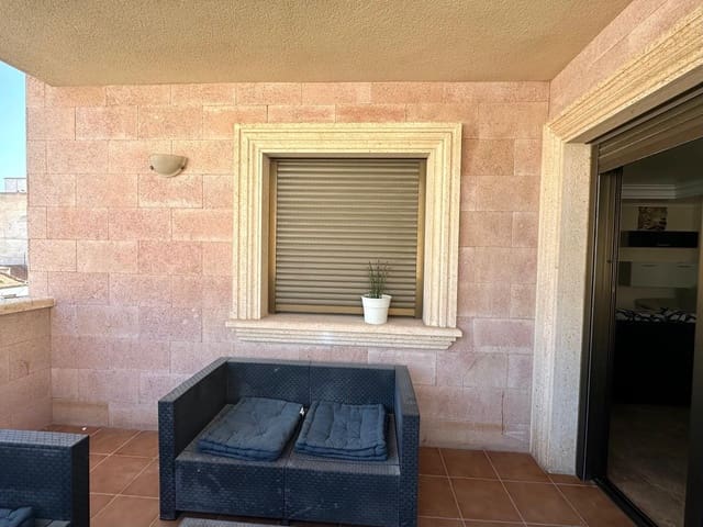 4 quarto Apartamento para venda em Puerto Deportivo, Torrevieja - 275 000 € (Ref: 10050766)