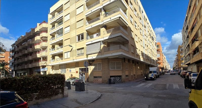 2 quarto Apartamento para venda em Torrevieja - 210 000 € (Ref: 10050769)
