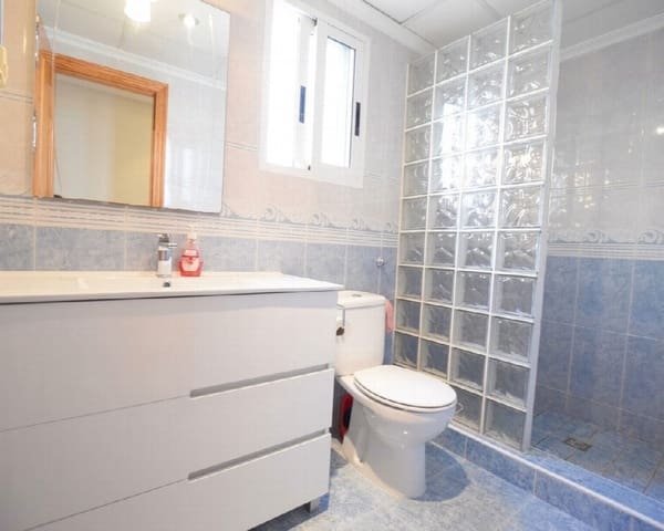 2 makuuhuone Huoneisto myytävänä paikassa Los Montesinos mukana uima-altaan - 165 900 € (Ref: 10050784)