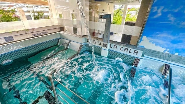2 makuuhuone Huoneisto myytävänä paikassa Cala de Finestrat, Finestrat mukana uima-altaan - 280 000 € (Ref: 10050785)