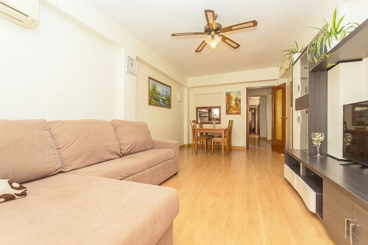 3 quarto Apartamento para venda em Torrevieja - 200 000 € (Ref: 10050786)