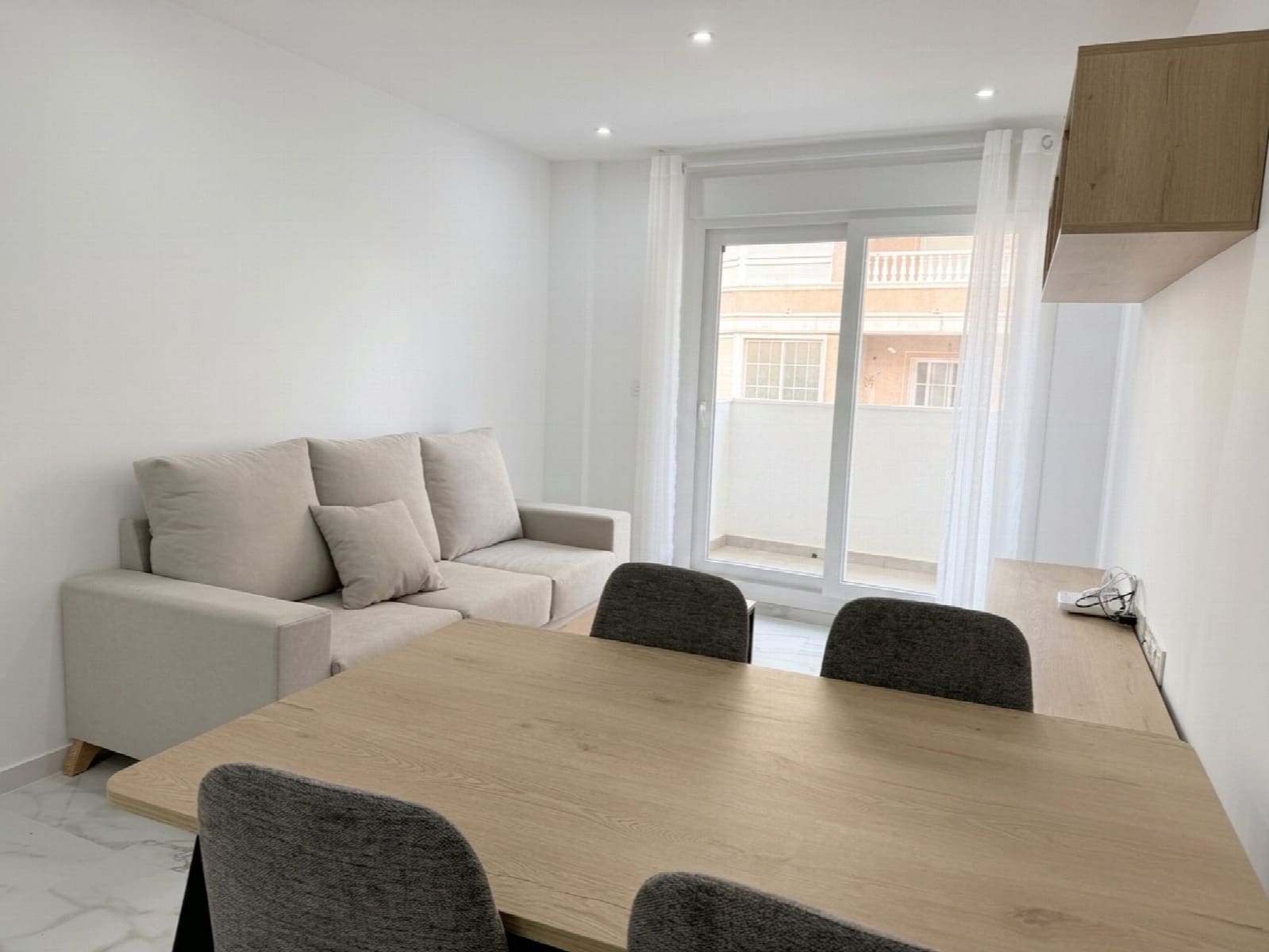 2 chambre Appartement à vendre à Torrevieja avec piscine - 239 000 € (Ref: 10050787)